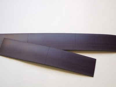 Etichetta magnetica preincisa
