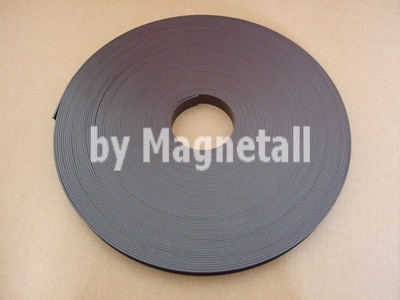 Etichette magnetiche tipo C complete di cartoncino e PVC