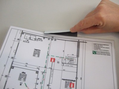 Pinza magnetica per fissaggio 