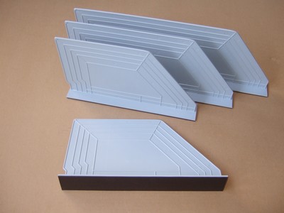 Separatore in plastica con sotto magnete