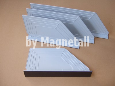 Separatore in plastica con sotto magnete