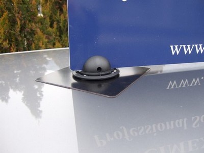 Supporto magnetico per fissaggio su tetto auto